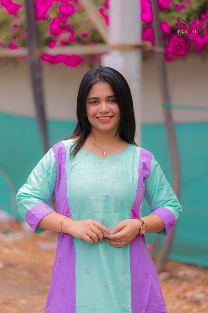 Dakshu Maternity Dress