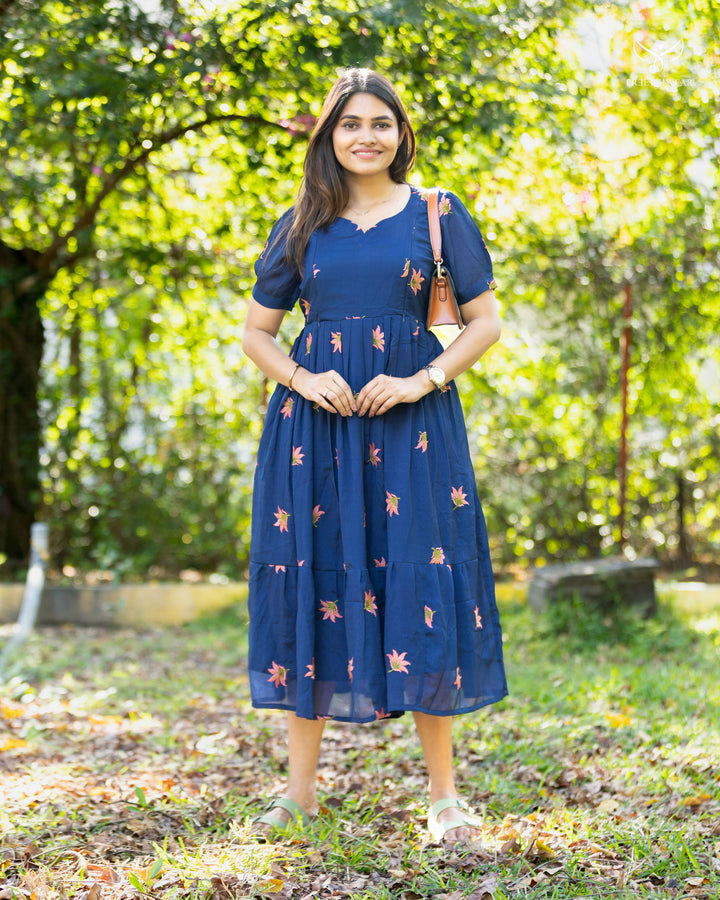 Visali  Maternity Dress (PREORDER-JUNE15)