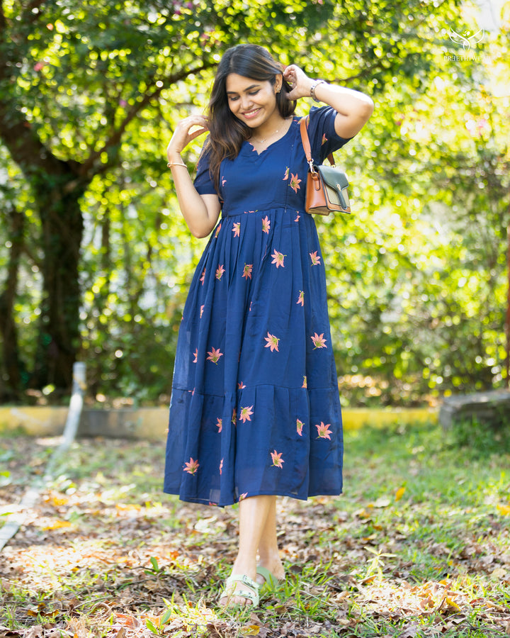 Visali  Maternity Dress (PREORDER-JUNE15)