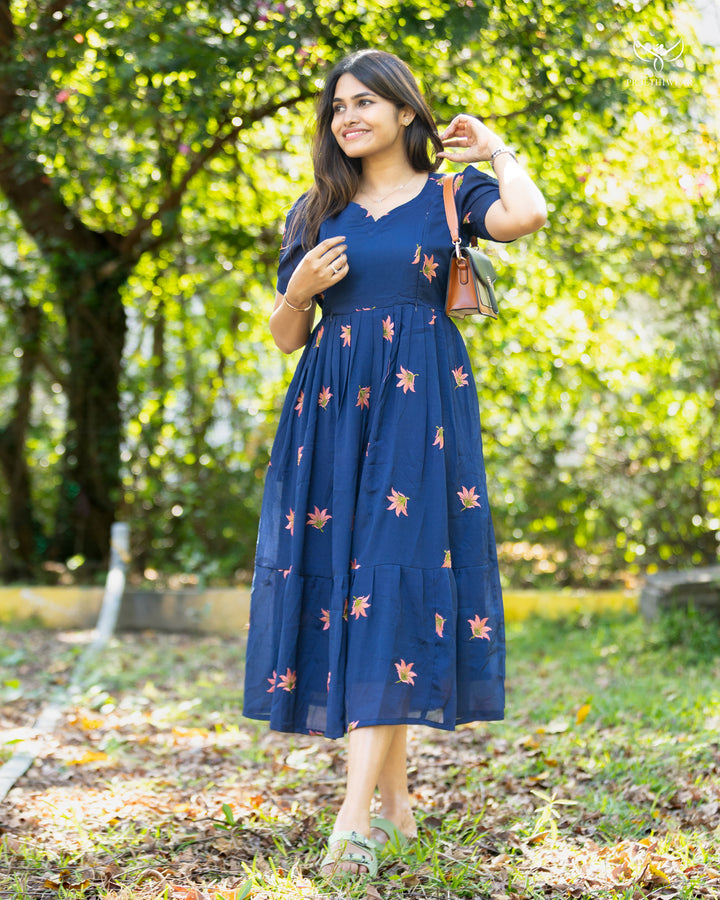 Visali  Maternity Dress (PREORDER-JUNE15)