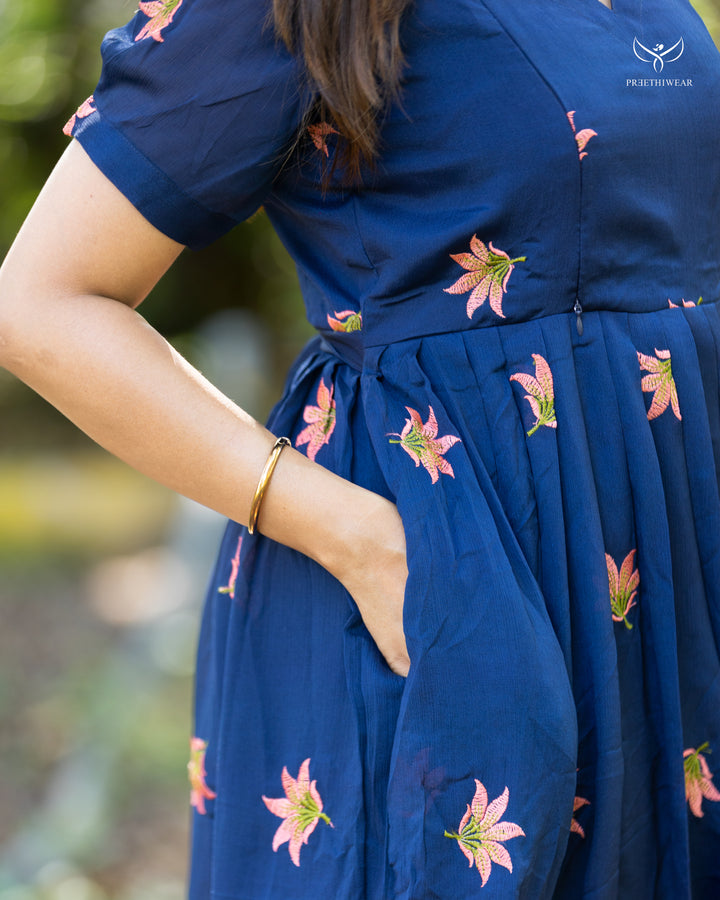Visali  Maternity Dress (PREORDER-JUNE15)