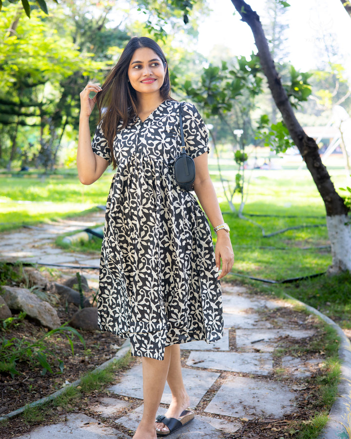Gaya Maternity Dress with center zip