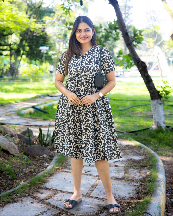 Gaya Maternity Dress with center zip