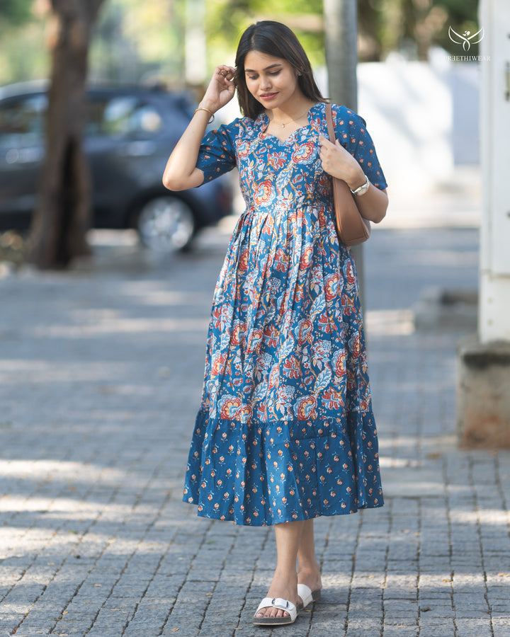 Veena Maternity Dress  (PREORDER-Apr25)