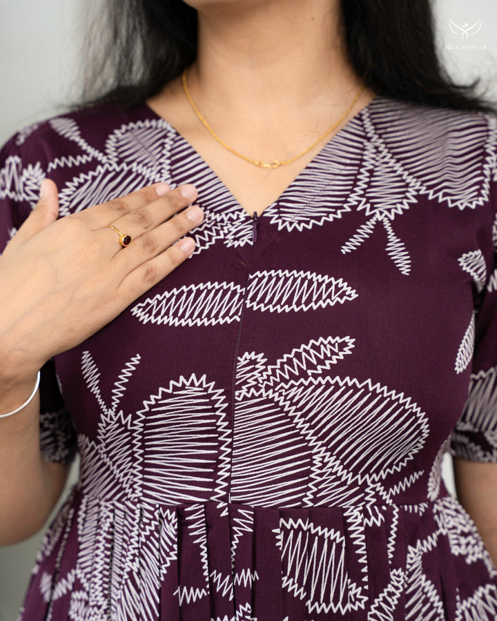 Aishu2  Maternity Dress with center Zip