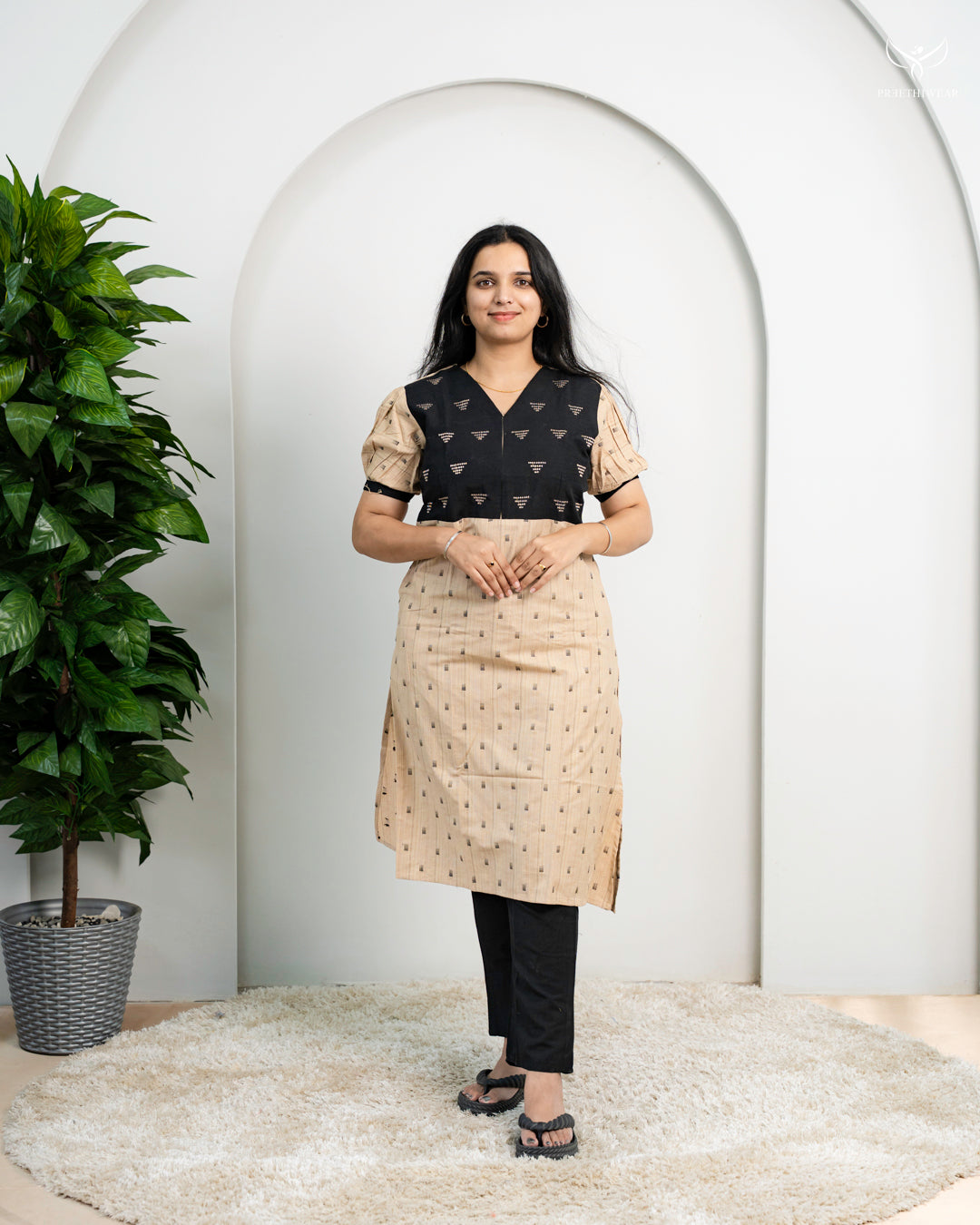 Akriti Maternity Dress with center Zip