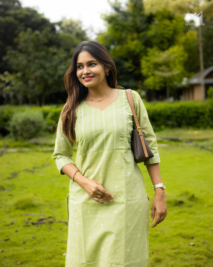 Anbu Maternity Kurthi