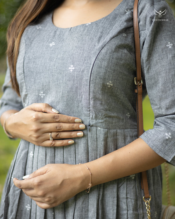 Pallavi  Maternity Dress
