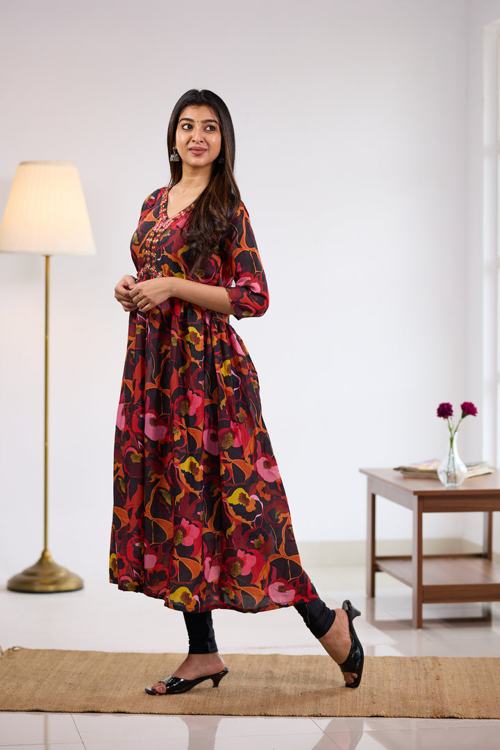 Anisha Alia Cut Kurthi