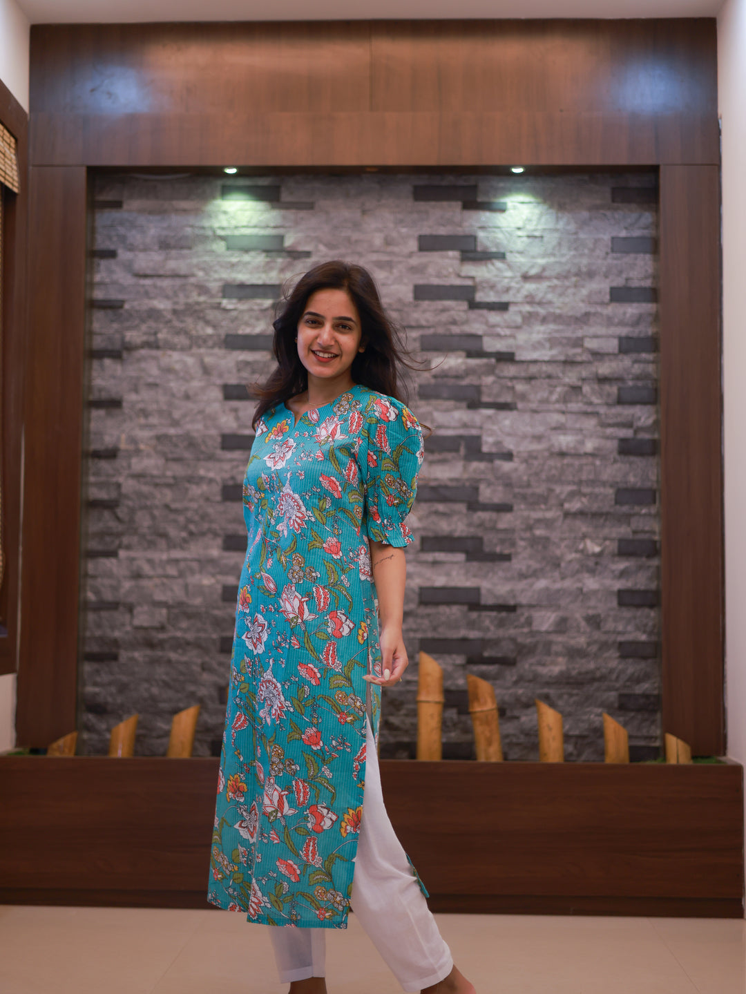 Taman Straight Kurthi
