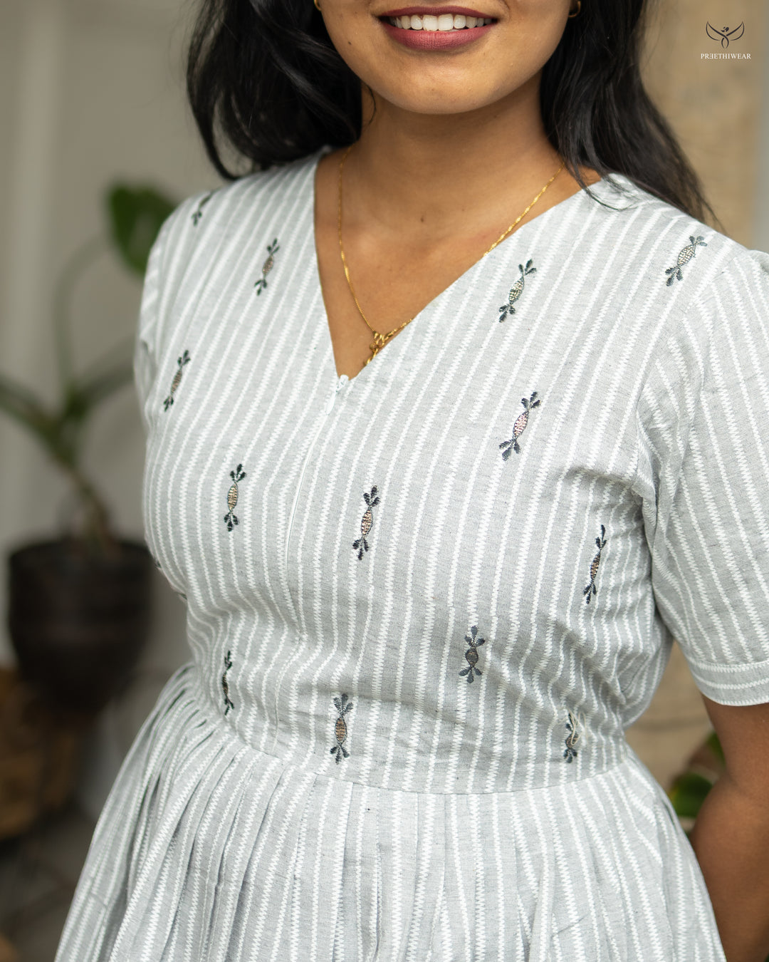 Vinu2 Maternity Dress with center Zip(PREORDER-JULY4)
