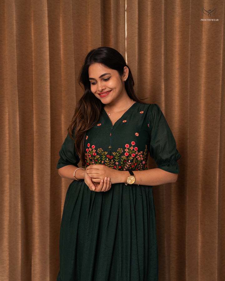 Dhvani  Maternity Dress with center Zip (PREORDER-OCT10)