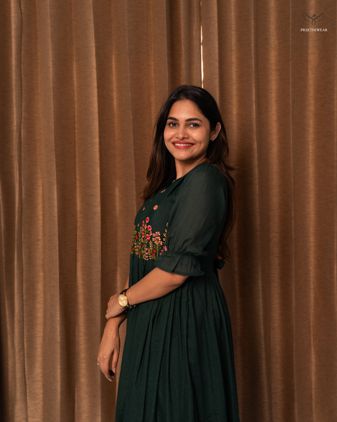Dhvani  Maternity Dress with center Zip (PREORDER-OCT10)