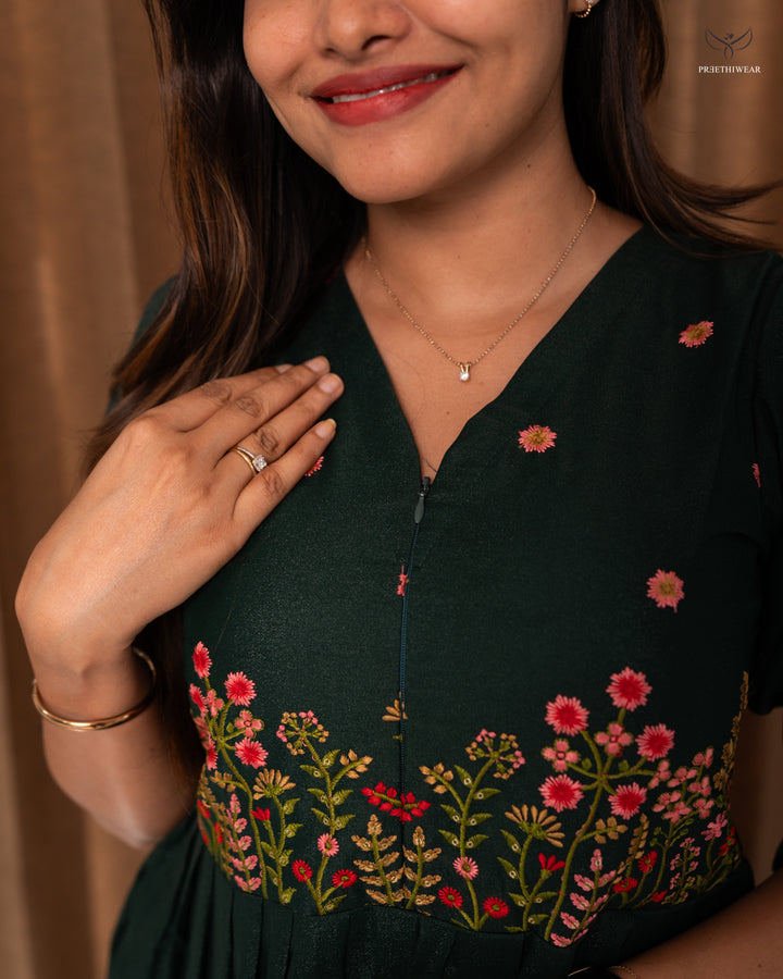 Dhvani  Maternity Dress with center Zip (PREORDER-OCT10)