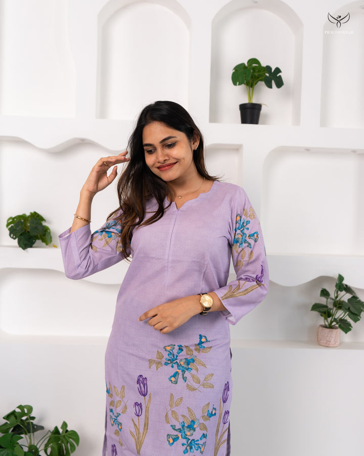 Rithu Maternity Dress with center Zip