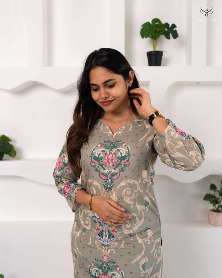 Kirubha Maternity Dress with center Zip
