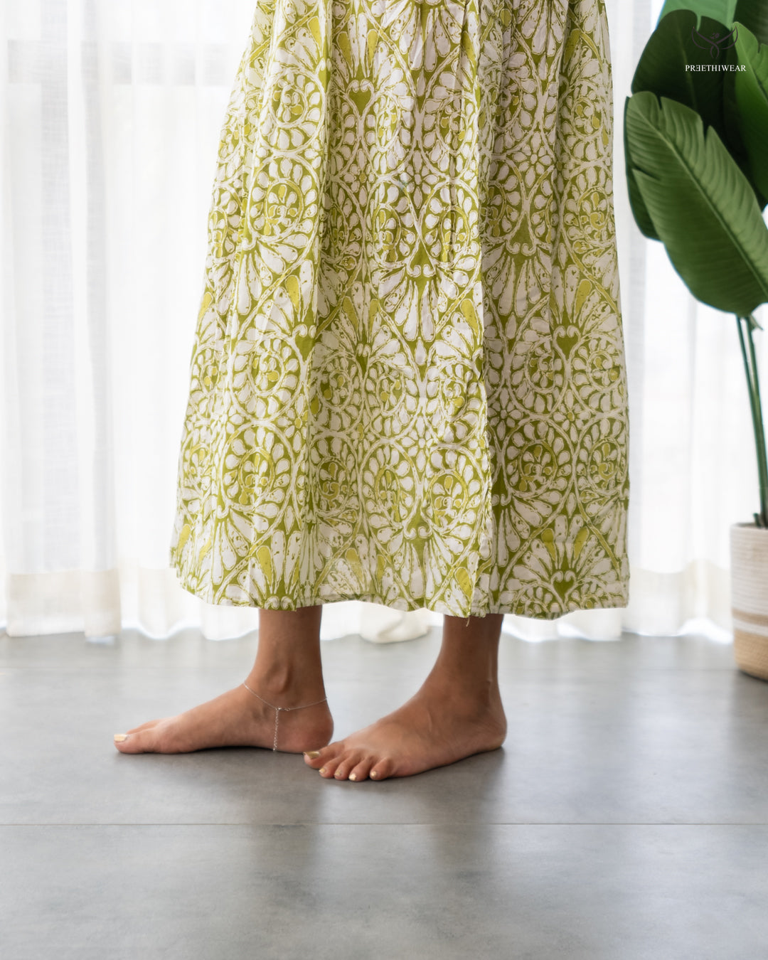 Udhaya Maternity Dress with center Zip