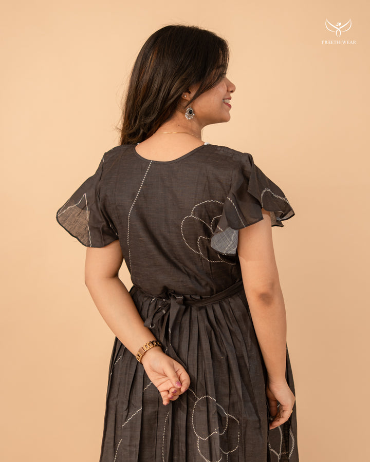 Aarya Maternity Dress(PREORDER-SEP1)