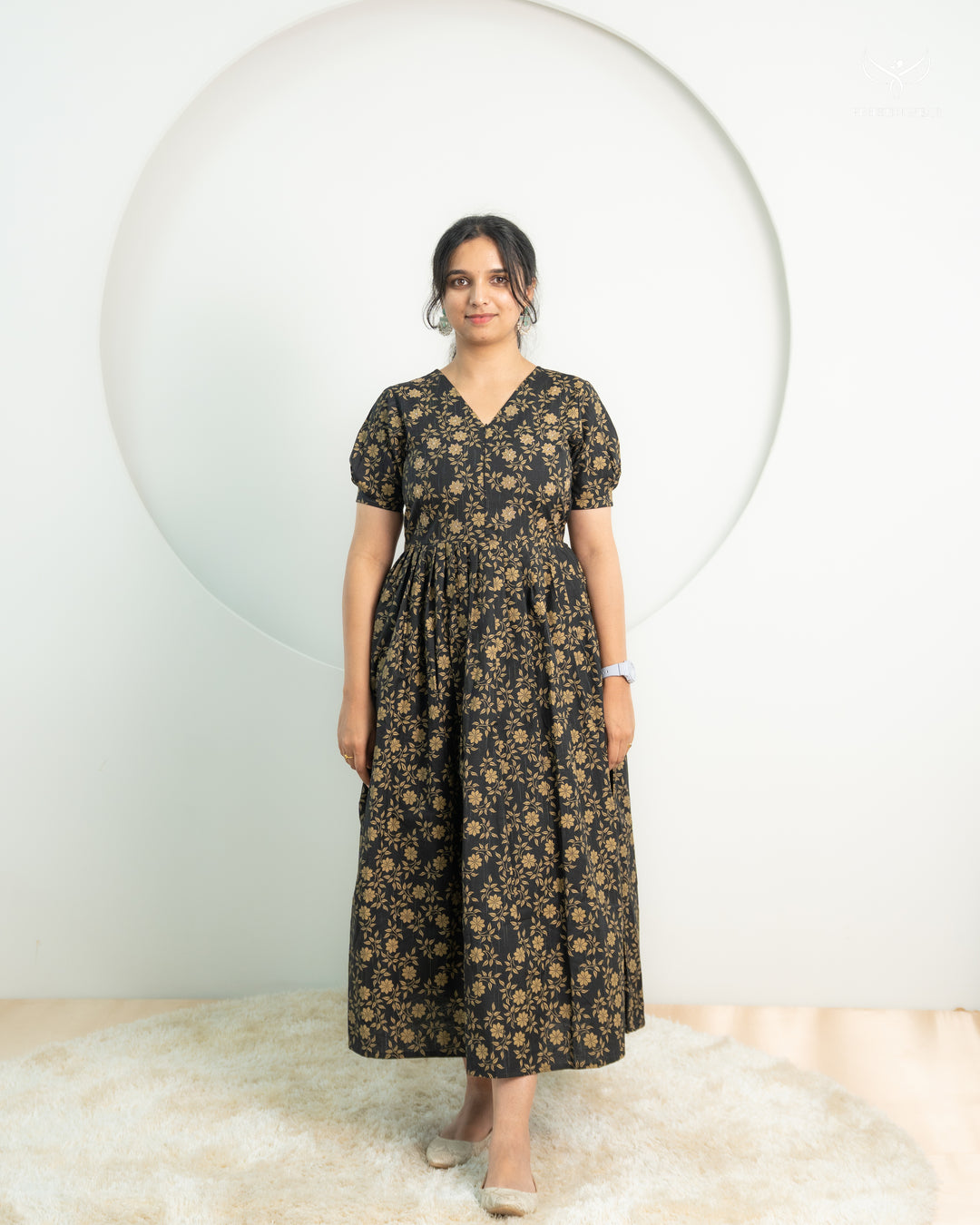 Hasha Maternity Dress with center Zip