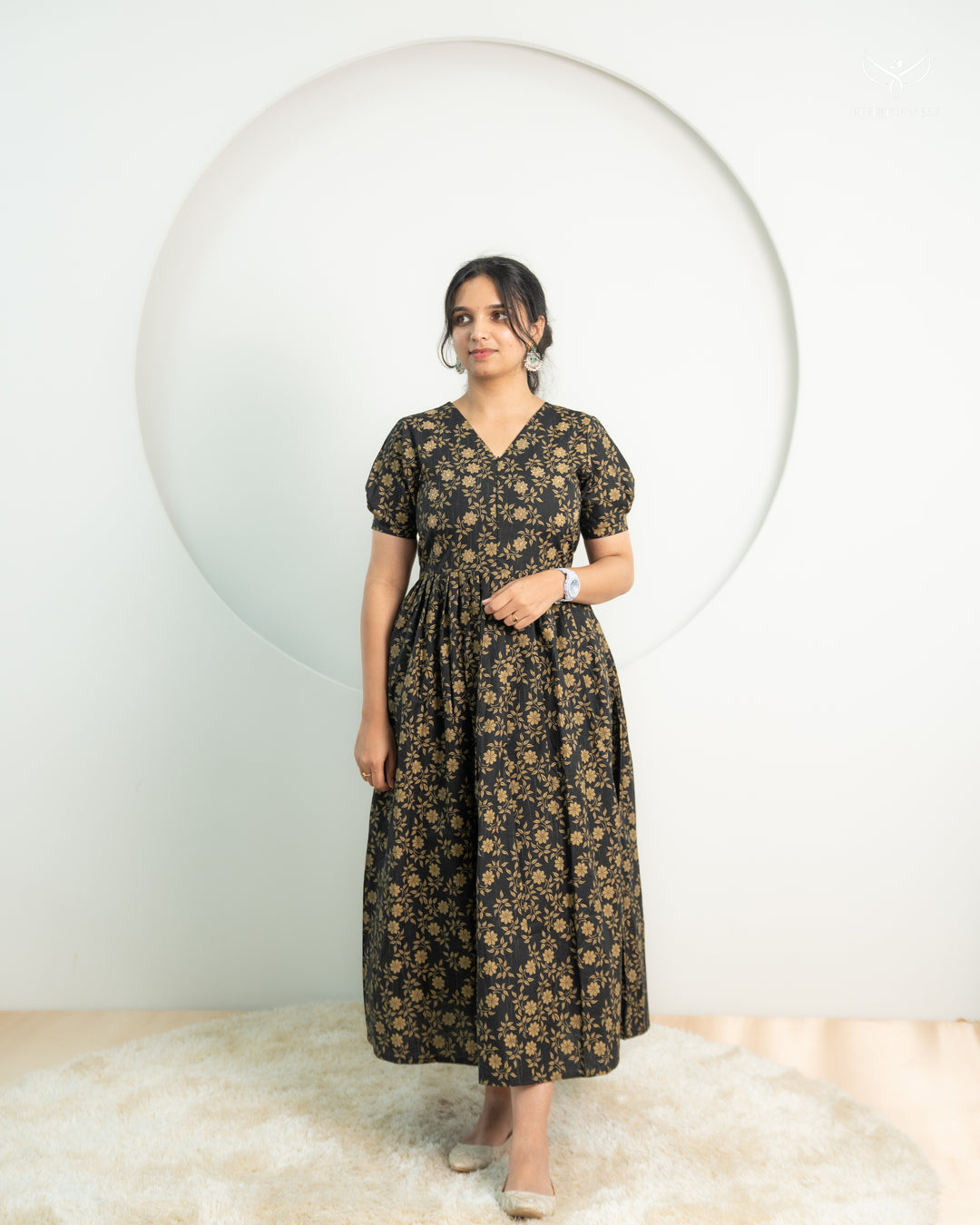 Hasha Maternity Dress with center Zip
