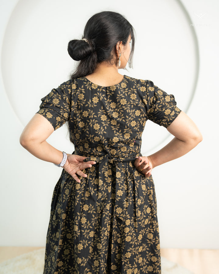 Hasha Maternity Dress with center Zip