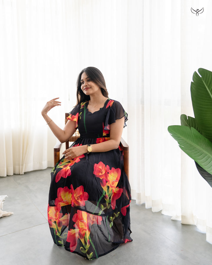 Suraksha Maternity Dress(PREORDER-SEP15)