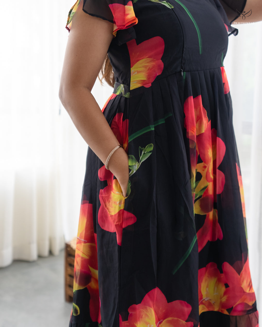 Suraksha Maternity Dress(PREORDER-SEP15)