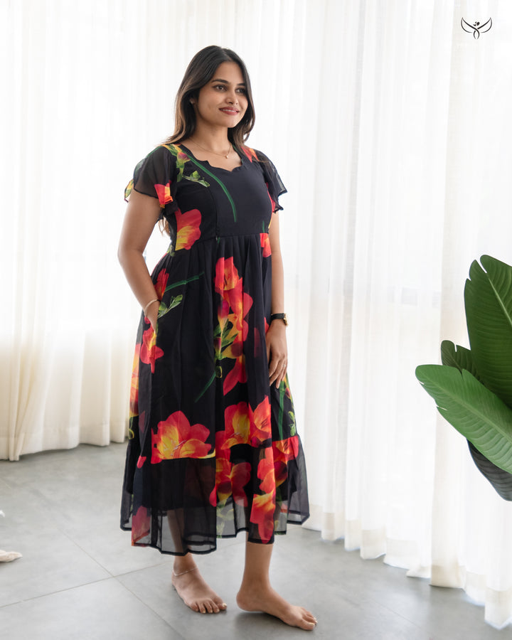 Suraksha Maternity Dress(PREORDER-SEP15)