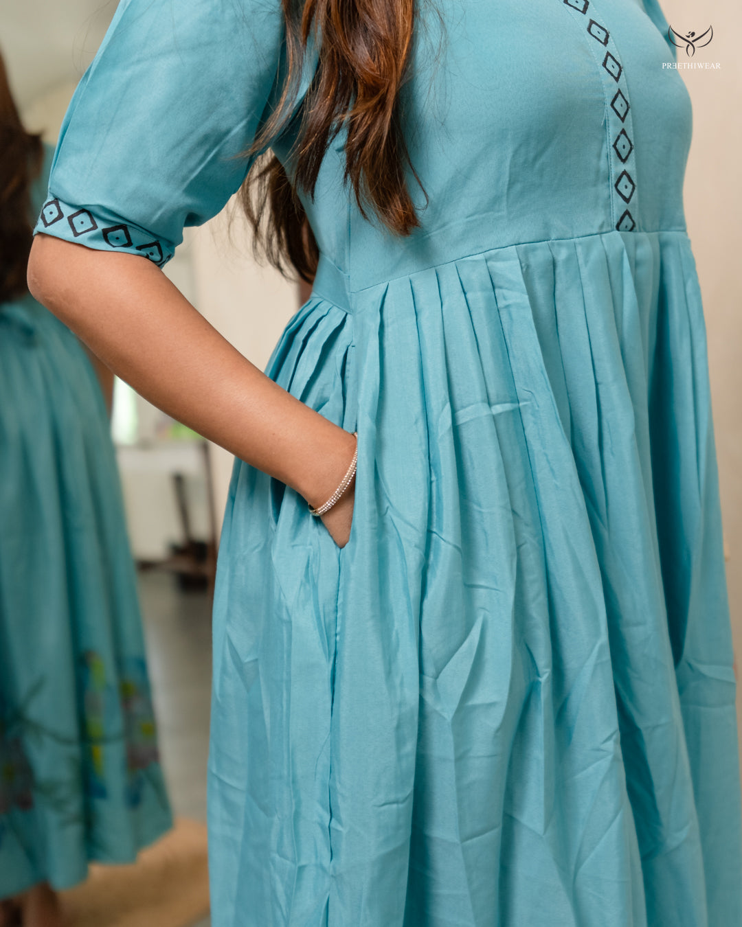 Kasthuri  Maternity Dress with center Zip