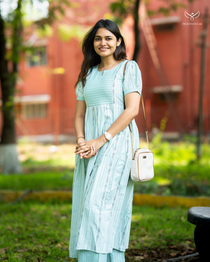 Vaishu Maternity Dress(PREORDER-JUNE15)