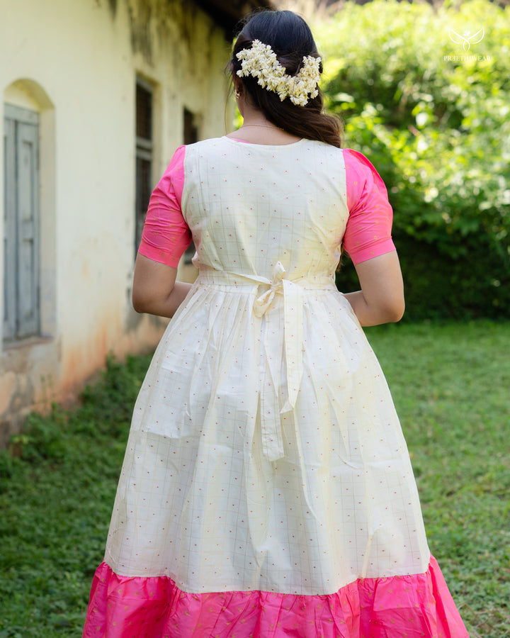 Avanthi Maternity Dress - Onam special