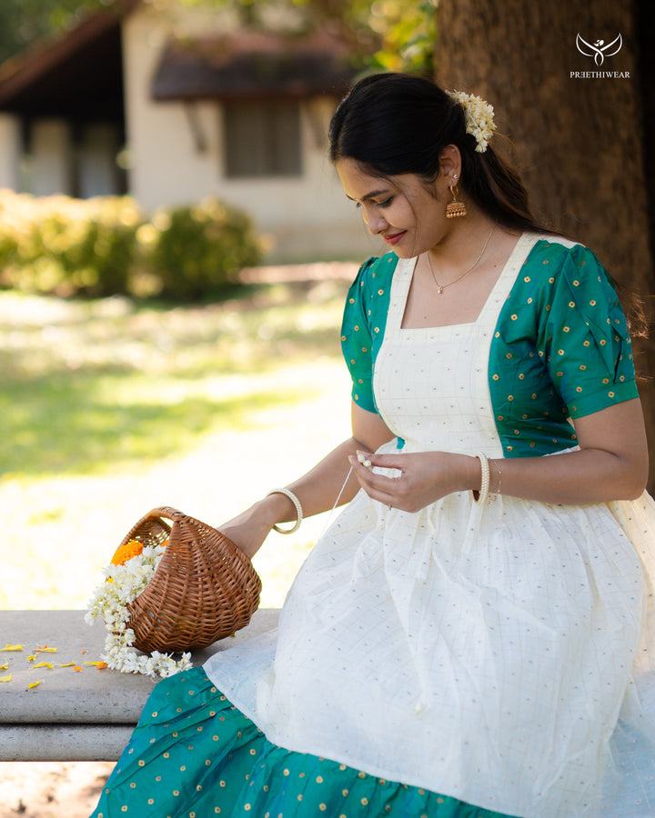 Manthra Maternity Dress - Onam special