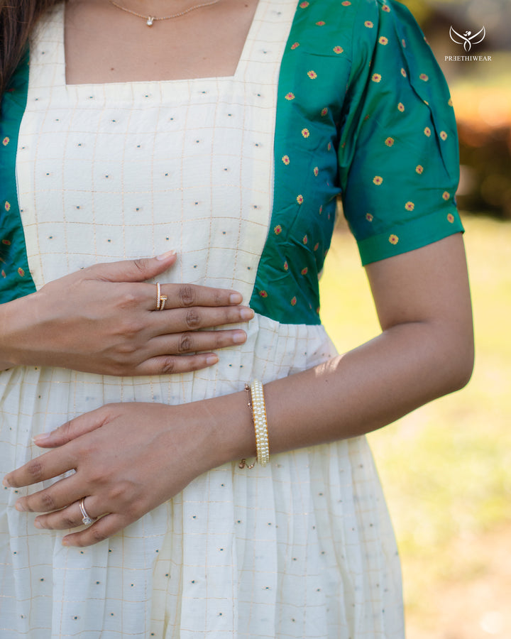 Manthra Maternity Dress - Onam special