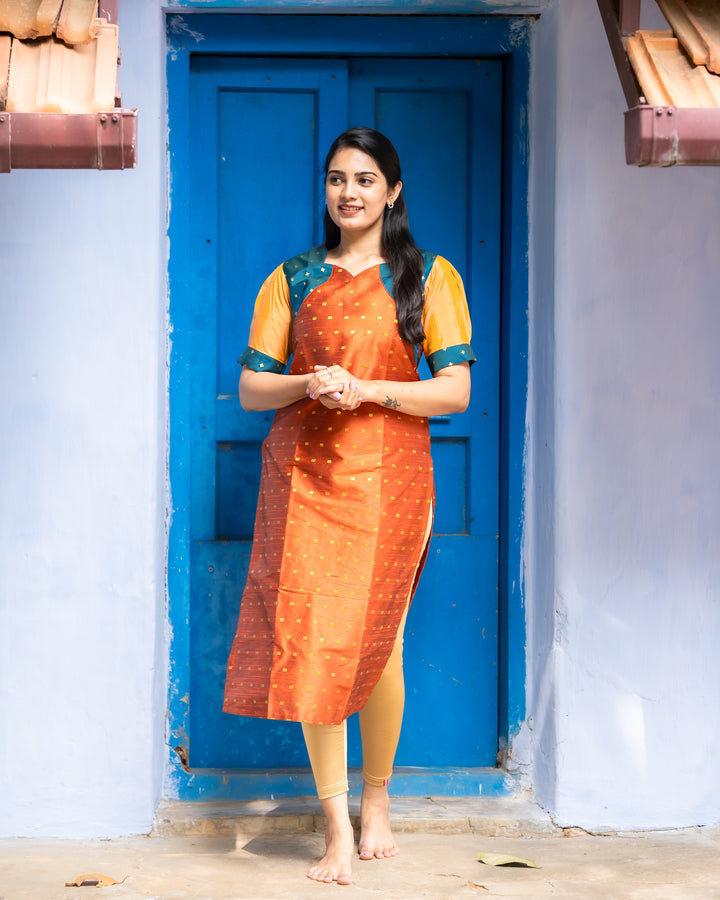 Nathiya Straight kurthi  (Non-maternity)