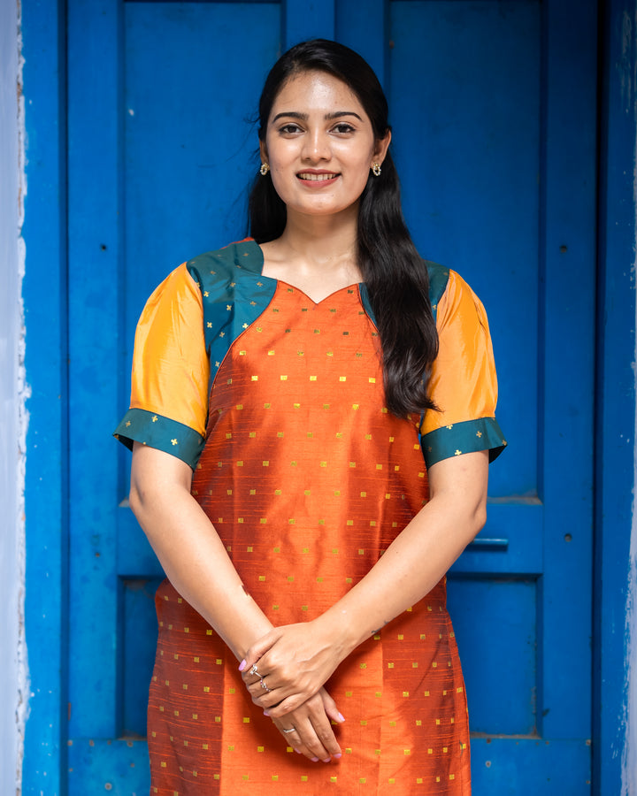 Nathiya Straight kurthi  (Non-maternity)
