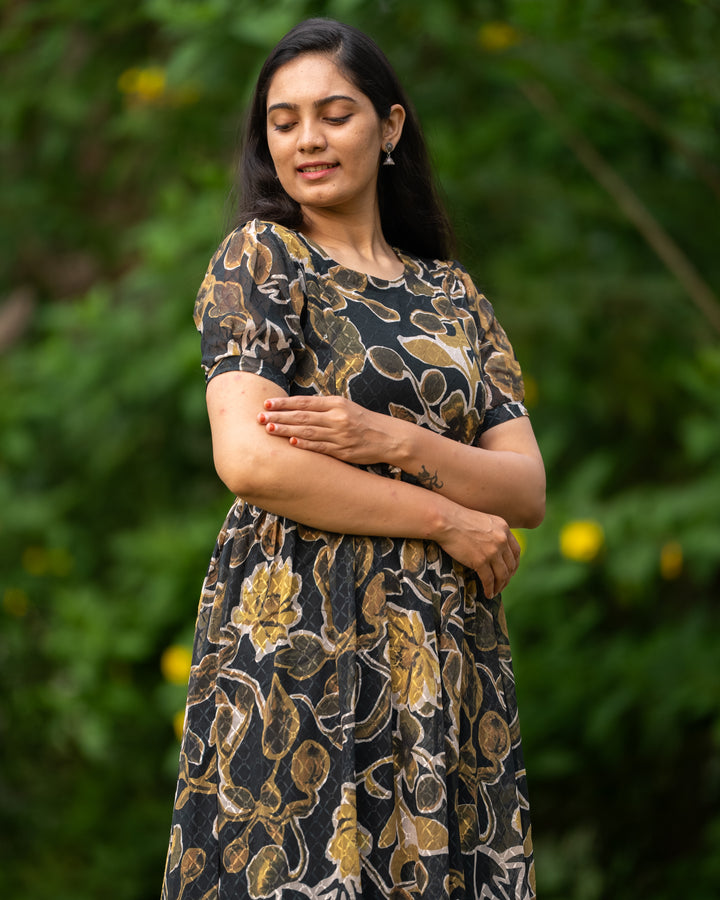 Tisha Maternity Kurthi