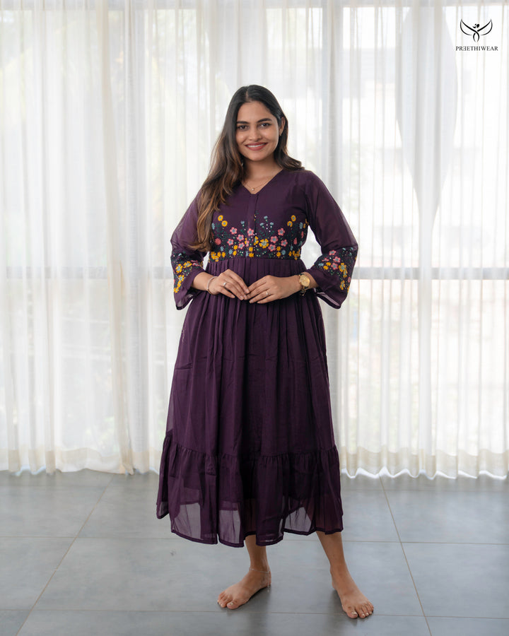 Kiran1   Maternity Dress with center Zip (PREORDER-SEP23)