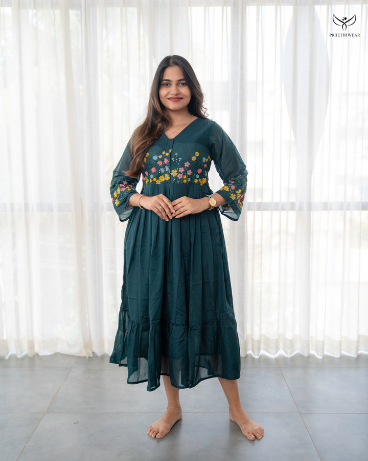 Madhuri2  Maternity Dress with center Zip(PREORDER-SEP24)
