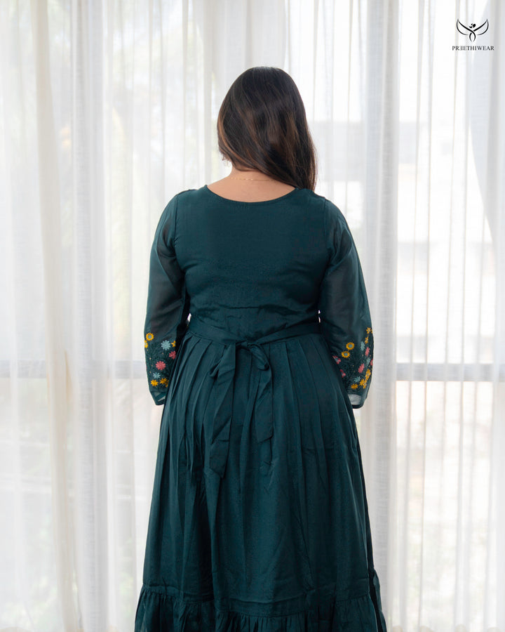 Madhuri2  Maternity Dress with center Zip(PREORDER-SEP24)