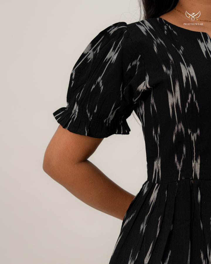 Vinutha2 Maternity Dress