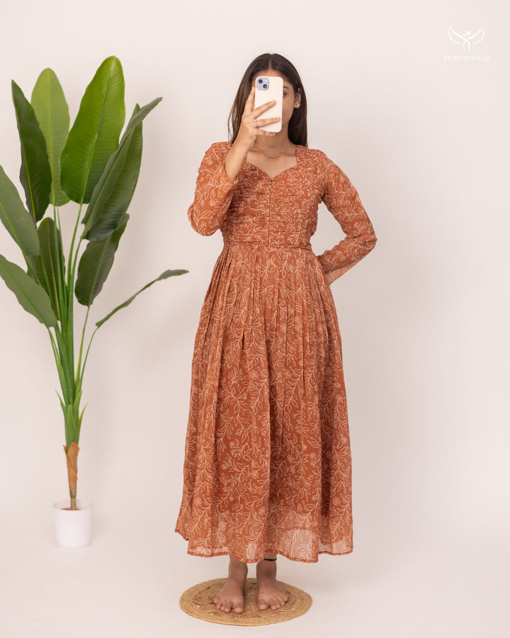 Akshaya3 Maternity Dress with center Zip