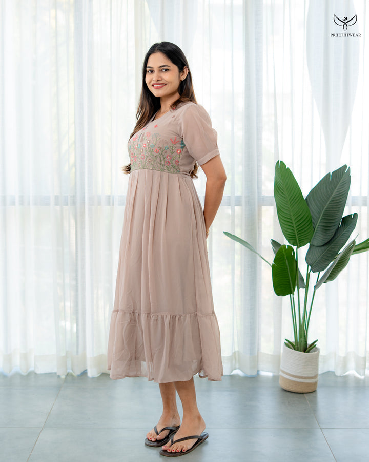 Pravika Maternity Dress  with center Zip