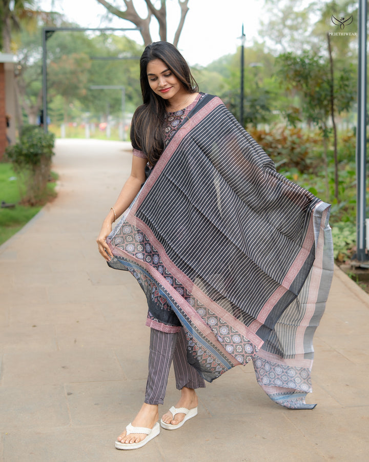 Himaja  Maternity Dress