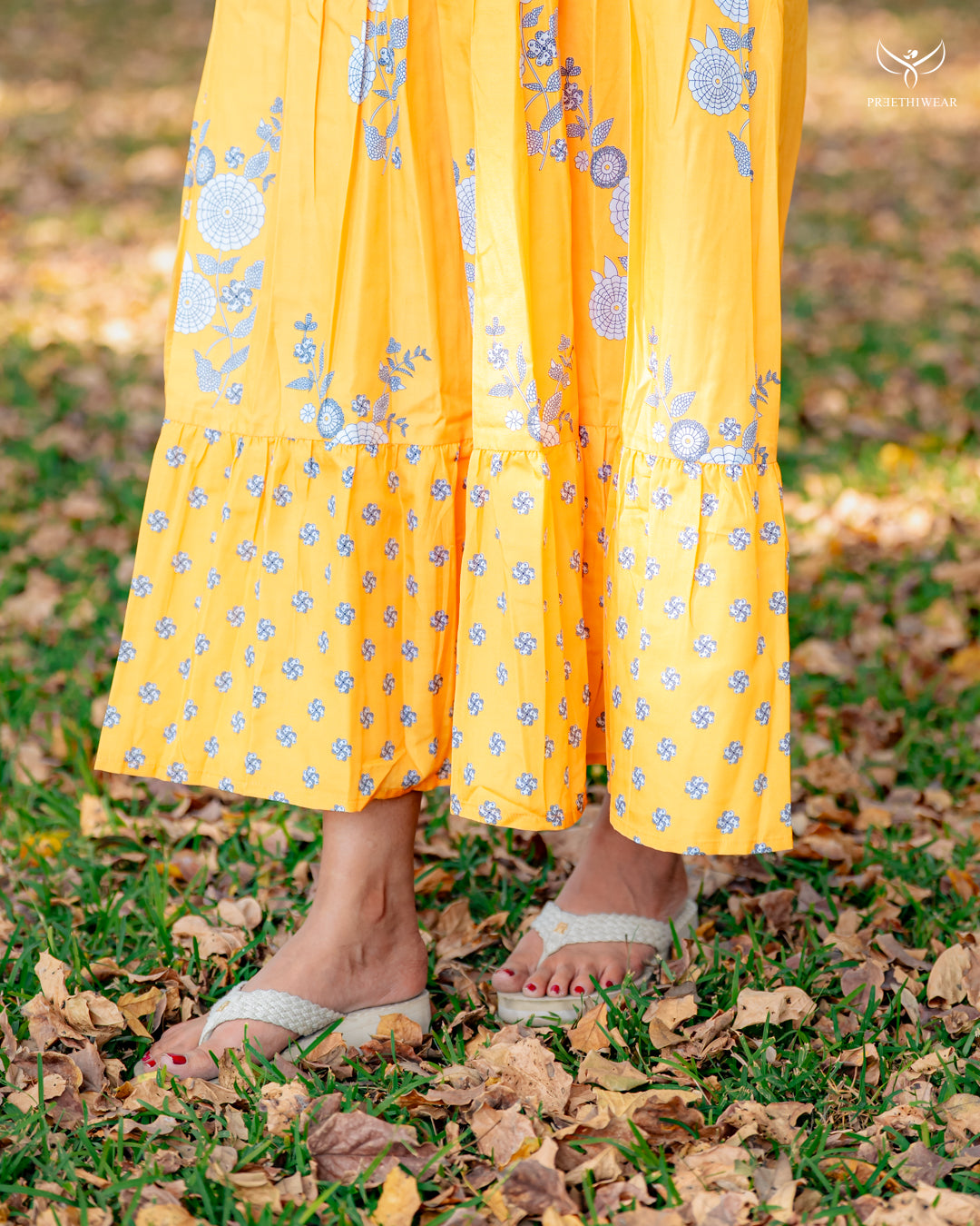 Afra Maternity Dress with center Zip  (PREORDER-APR13)