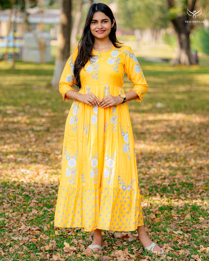 Afra Maternity Dress with center Zip  (PREORDER-APR13)