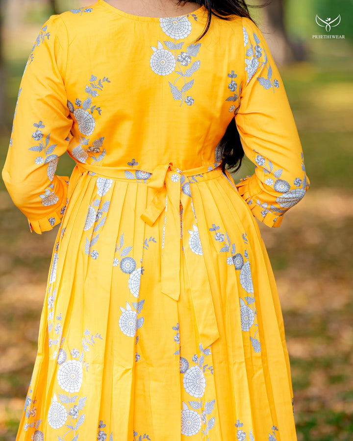 Afra Maternity Dress with center Zip  (PREORDER-APR13)