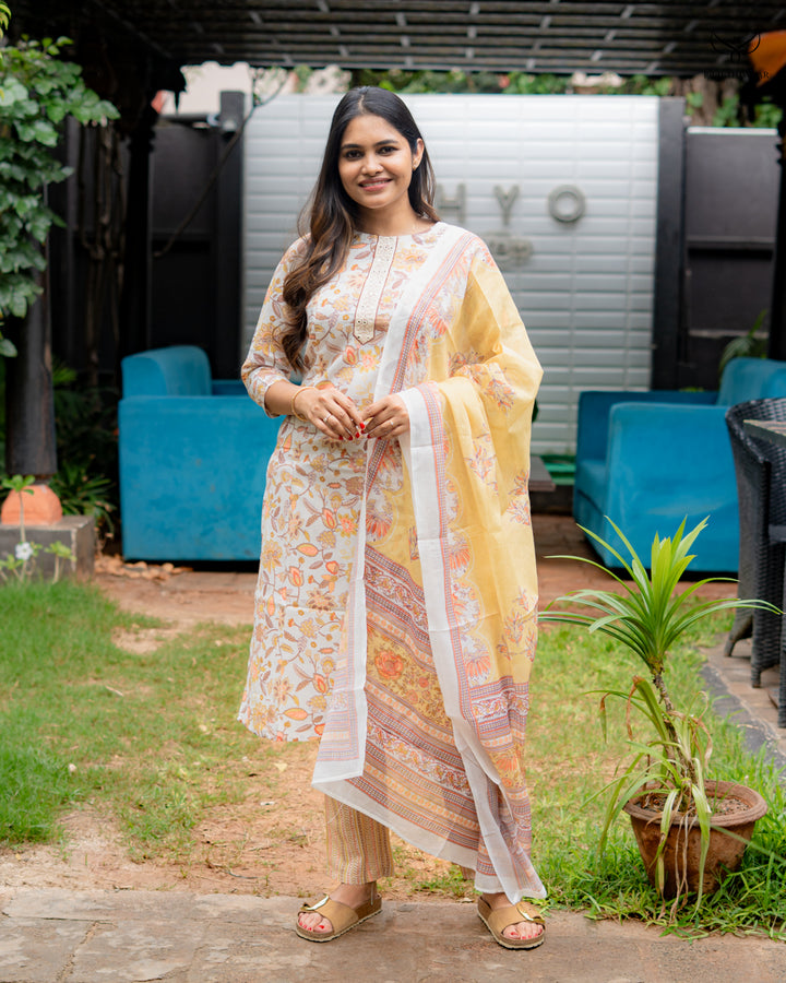 Chaira Maternity Dress