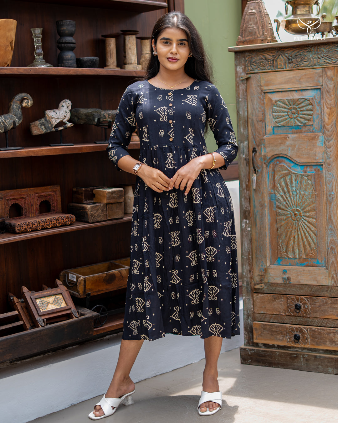 Roshani Maternity Dress(PREORDER-AUG17)