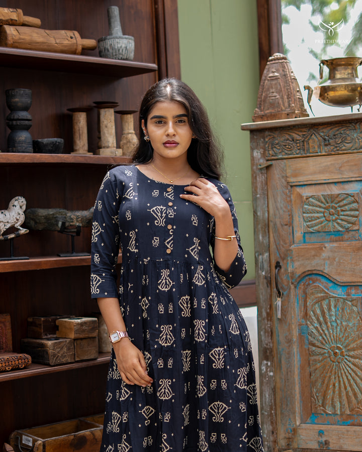 Roshani Maternity Dress(PREORDER-AUG17)