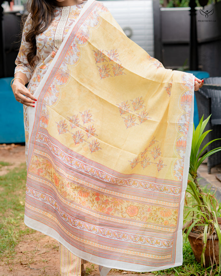 Chaira Maternity Dress